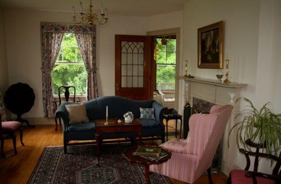 Governor'S House In Hyde Park Bed & Breakfast Exterior photo